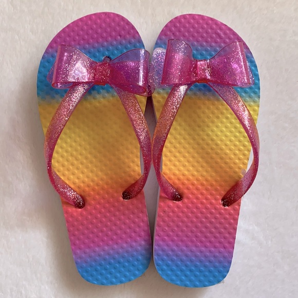 {NWT} ππRainbow Glitter Bow Flip Flopsππ